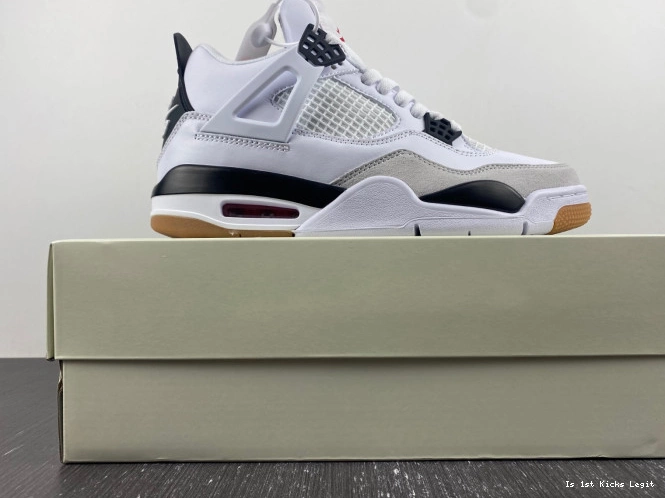 SB DR5415-100 Jordan Retro 4 0707